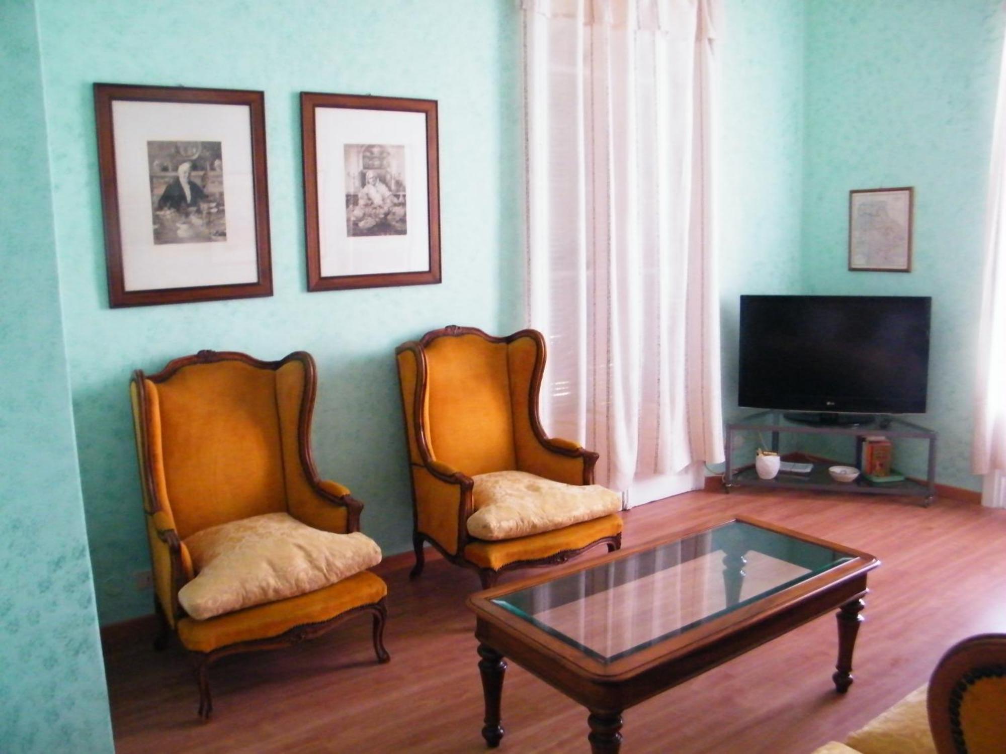 Appartamento Vacanze I Provenzali Bordighera Oda fotoğraf