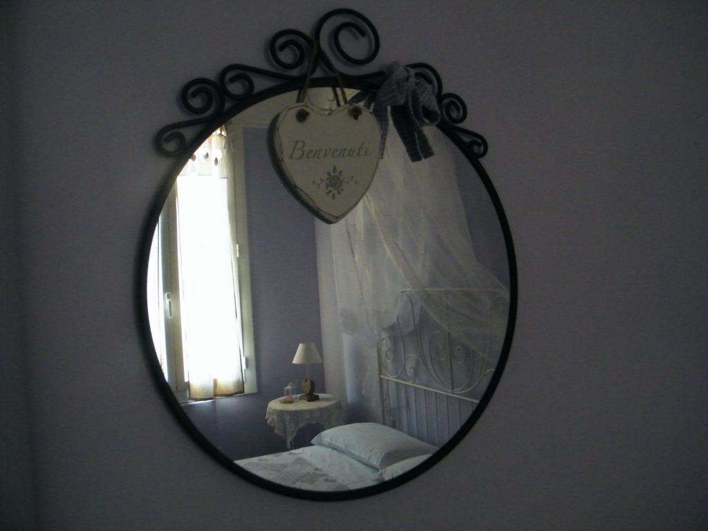 Appartamento Vacanze I Provenzali Bordighera Oda fotoğraf